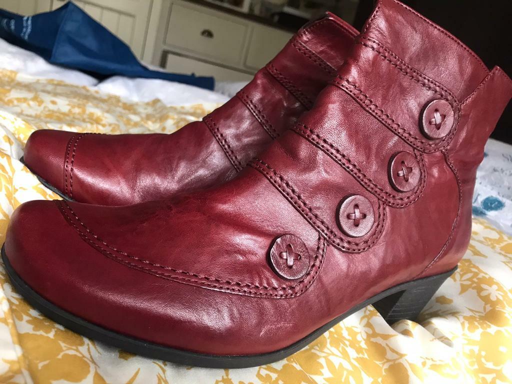 pavers sale ankle boots